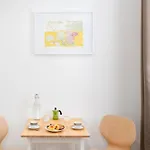 Апартаменты Controcanto Elegant - 3 Bedroom Flat *
