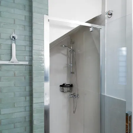 Controcanto Elegant - 3 Bedroom Flat *