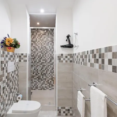 Controcanto Elegant - 3 Bedroom Flat باليرمو